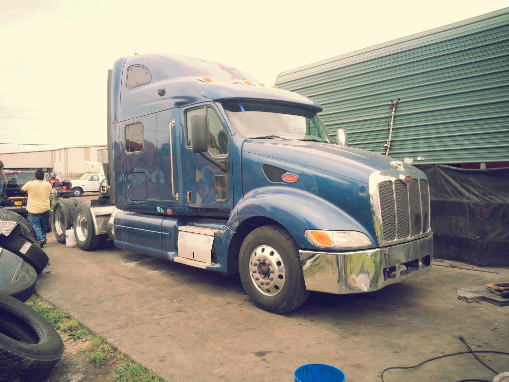 tradetrucks